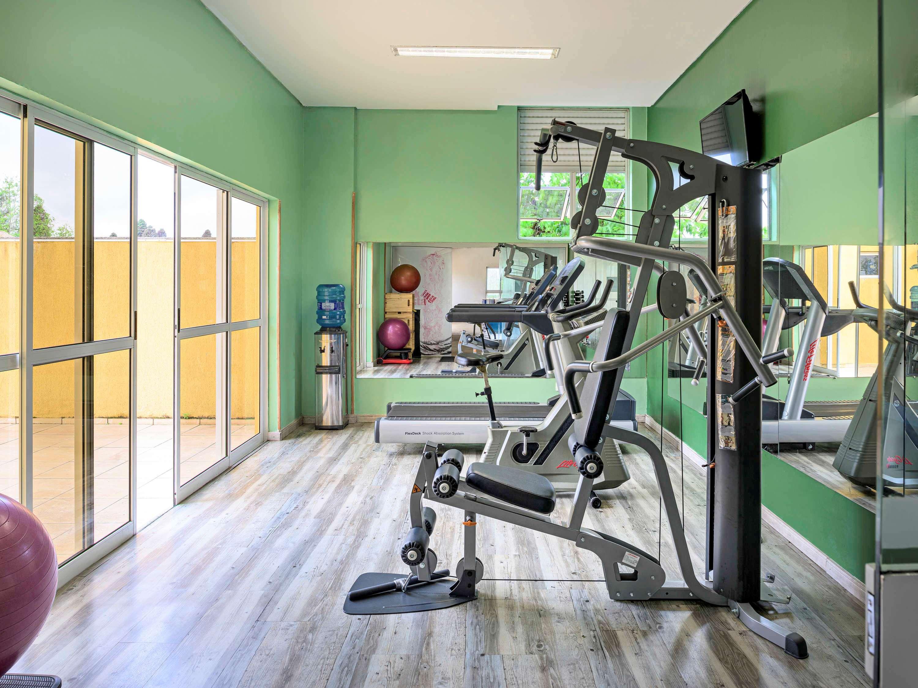 Ibis Styles Santa Felicidade 4*