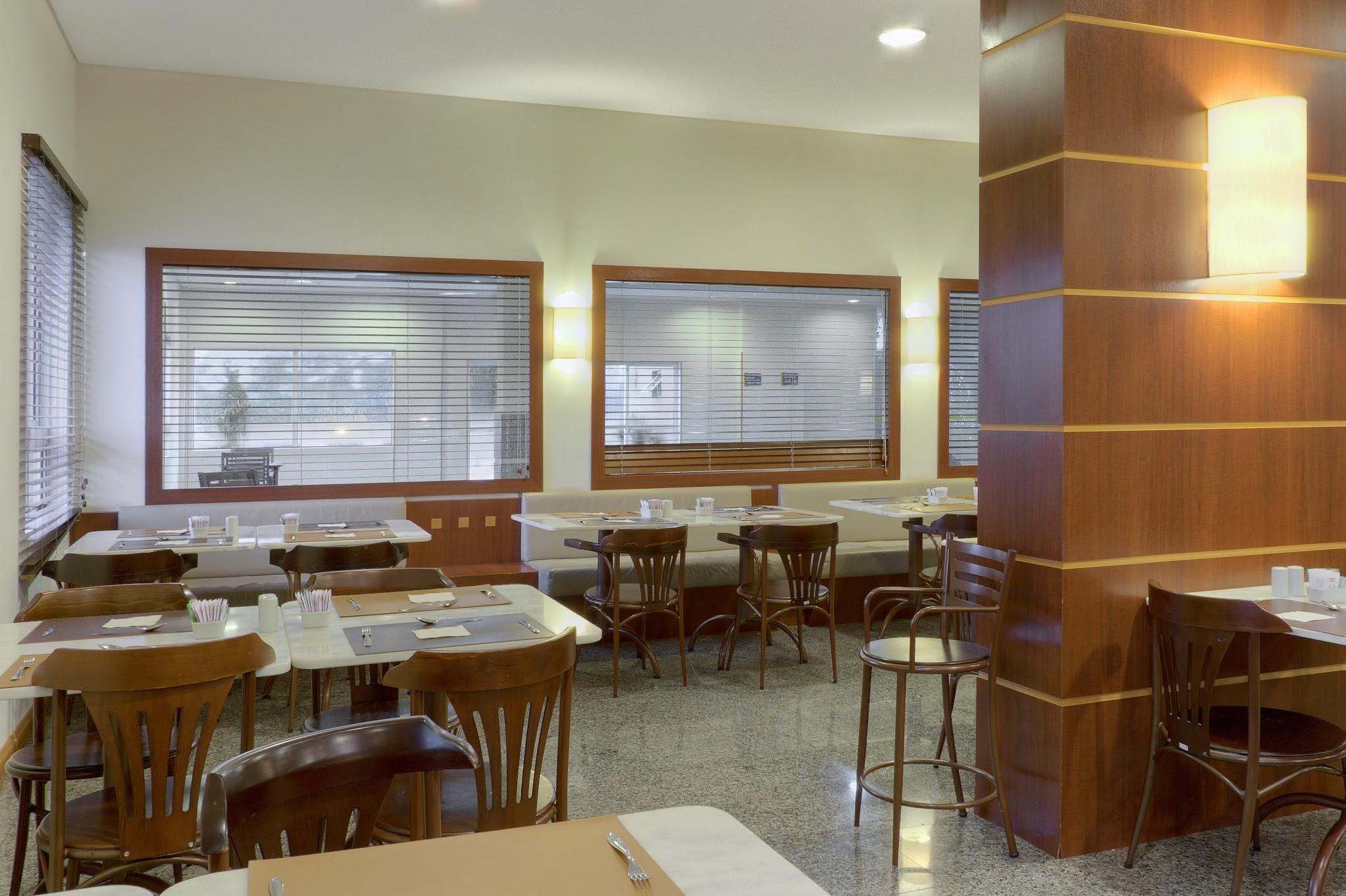 Ibis Styles Santa Felicidade Hotel 4*