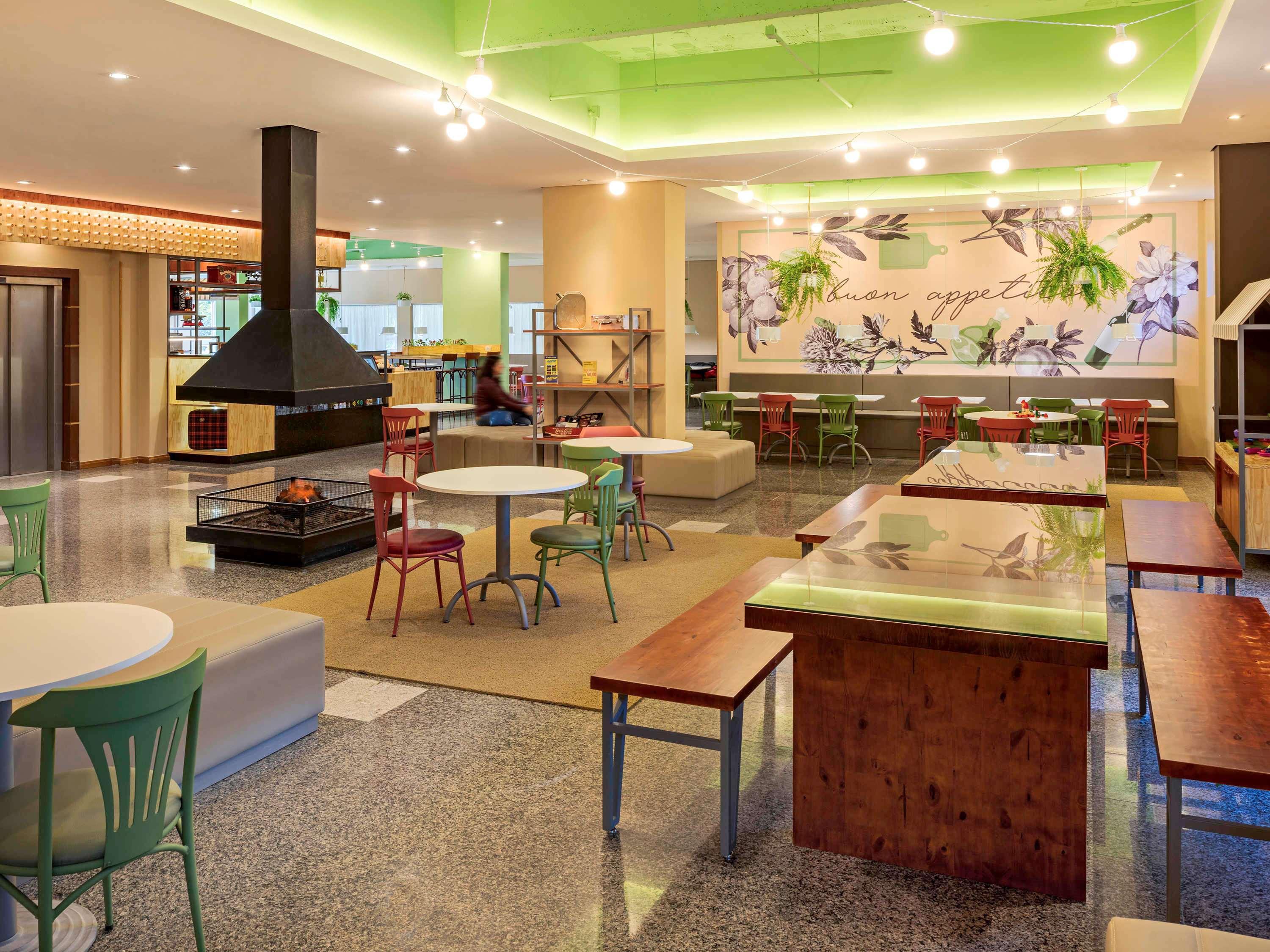 Hotel Ibis Styles Santa Felicidade