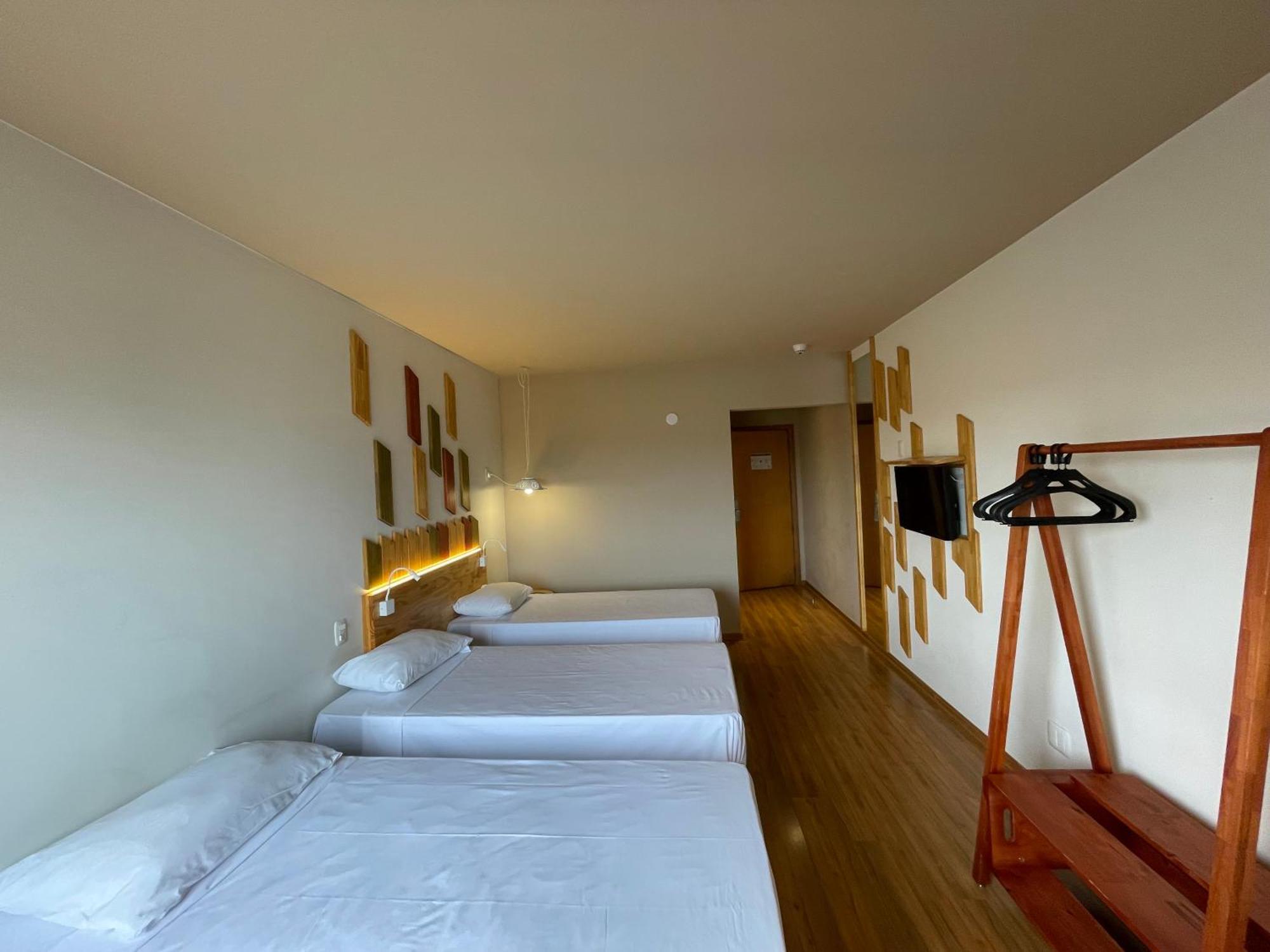 Ibis Styles Santa Felicidade